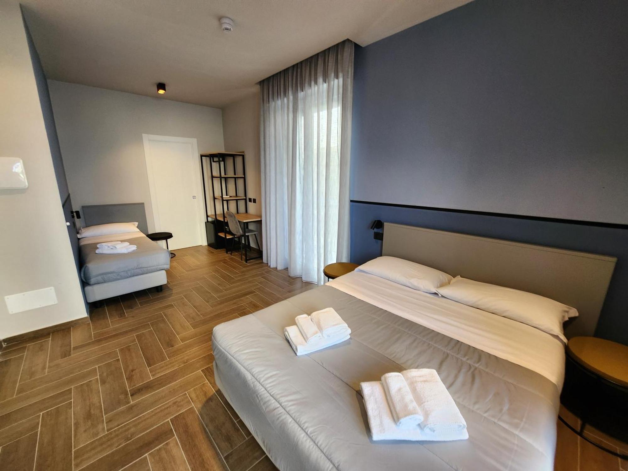 Global Hotel Rimini Exteriör bild